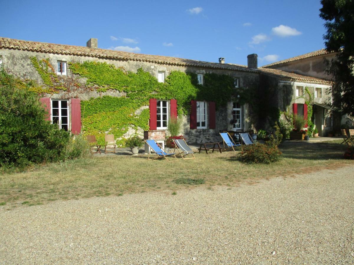Logis De Bois Roche Villa Saint-Bonnet-sur-Gironde Bagian luar foto