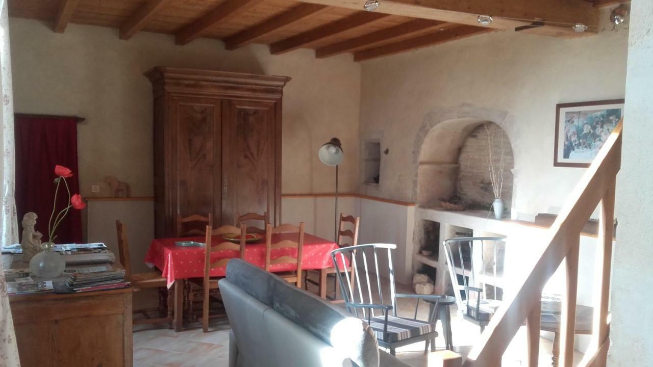 Logis De Bois Roche Villa Saint-Bonnet-sur-Gironde Bagian luar foto